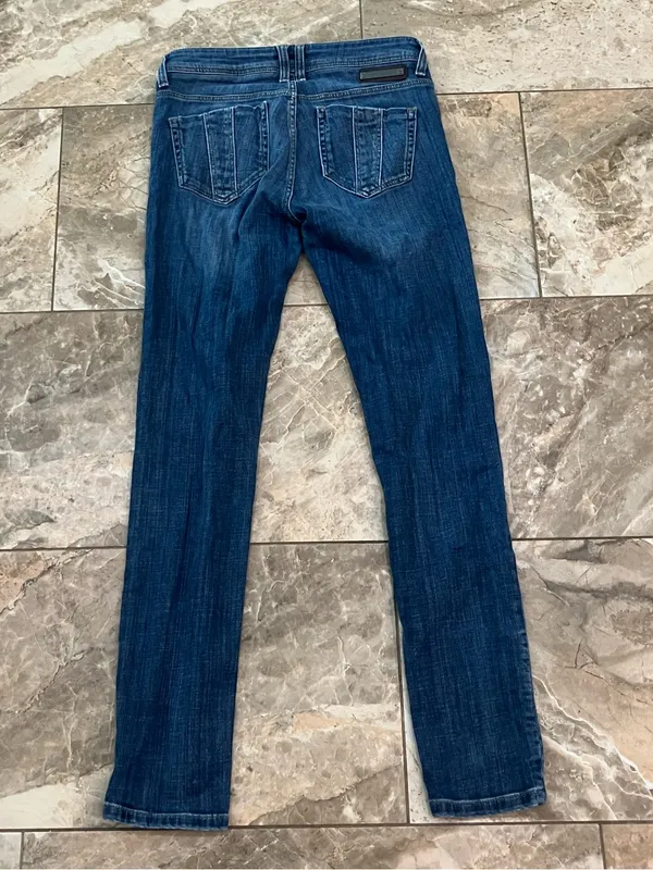 Burberry Kensington Skinny Leg Jeans - Image 6