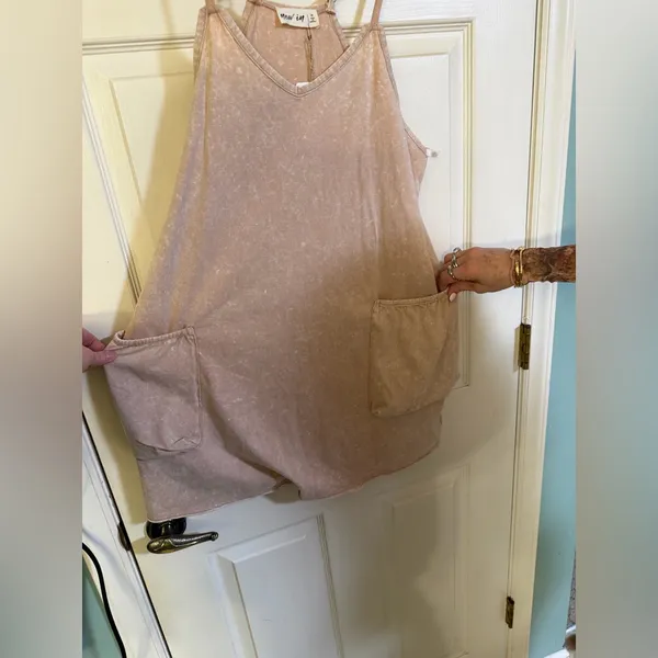 Boutique nwt fp casual tan romper spring classic active M $55 lounge - Image 5
