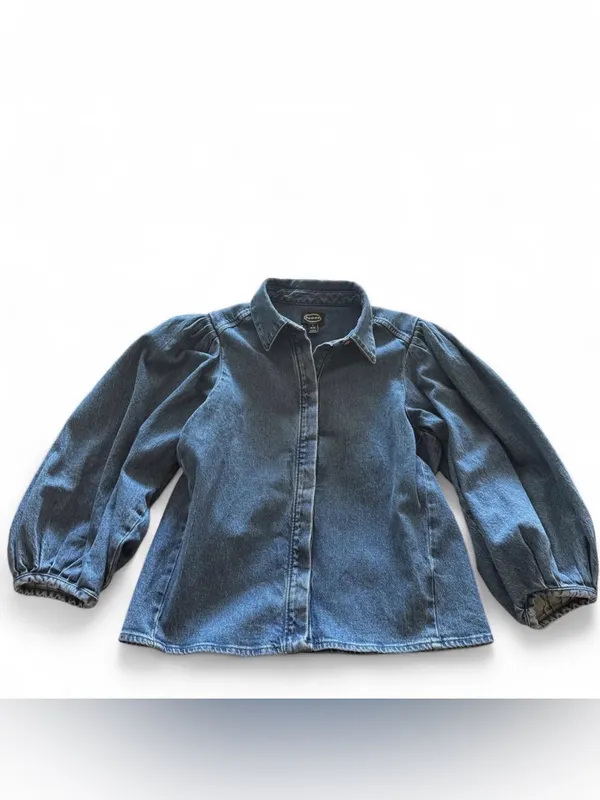 Scoop 3/4 Puff Sleeve Medium Wash Denim Shirt Small NWT - Image 3