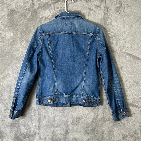 J.Crew Classic Denim Jacket Small Wash Fitted Button Front Trucker Style Classic - Image 6