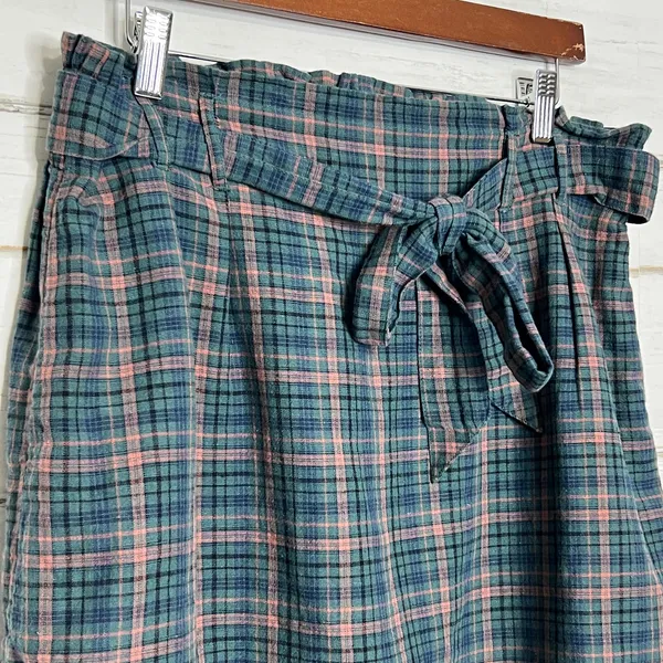 American Eagle Green Plaid Mini Skirt Size Large - Image 9