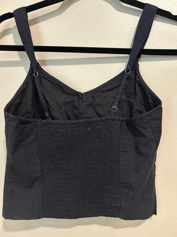 Abercrombie black tank top - Image 7