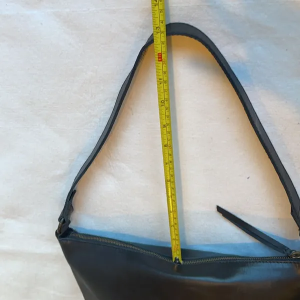 Fashionable Local and Global Sturdy Black Leather Shoulder Bag Purse - Image 6