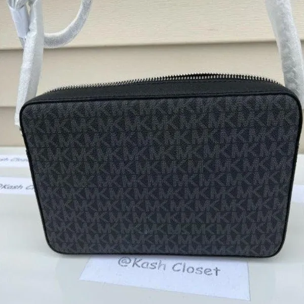 Black Jet Set Large East West Crossbody - Image 3