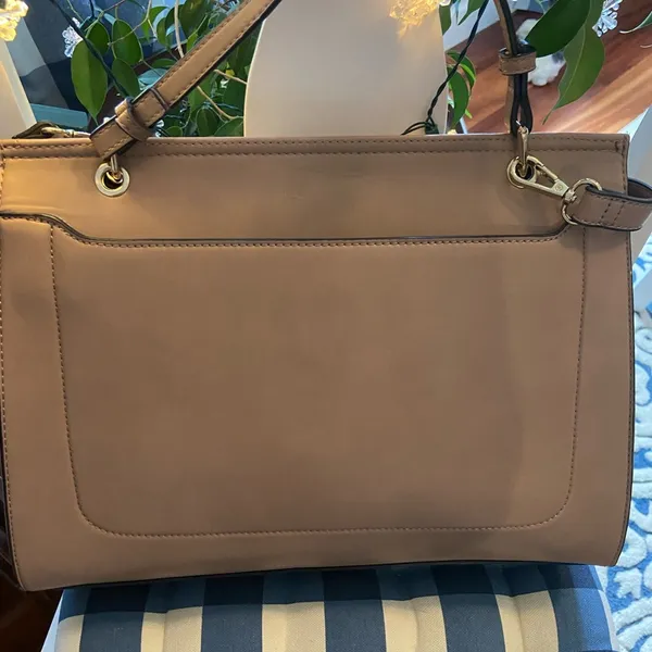 Kelly & Katie Handbag. NWOT - Image 2