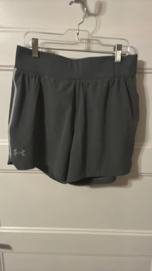 Under Armour Shorts Running - Image 4