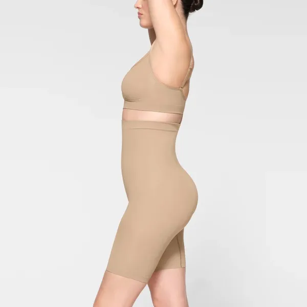 NWOT Skims Shapewear Seamless Sculpt High Waist above‎ the knee Short Size S - Image 2