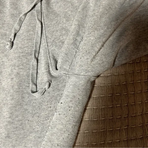 Brandy Melville grey  sweatpants - Image 4