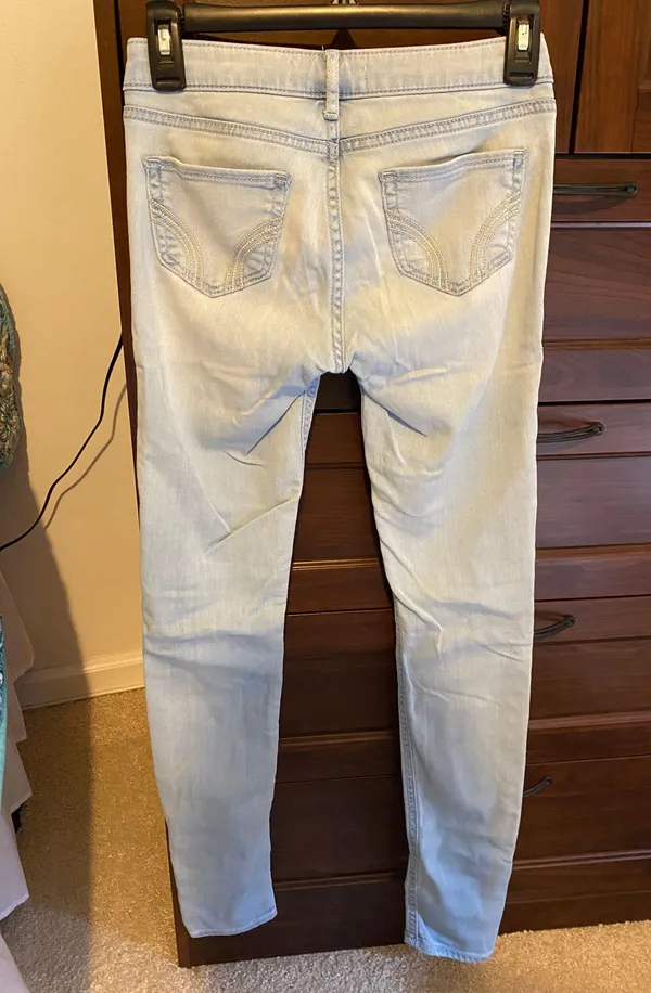Hollister Super Skinny Jeggings - Image 2