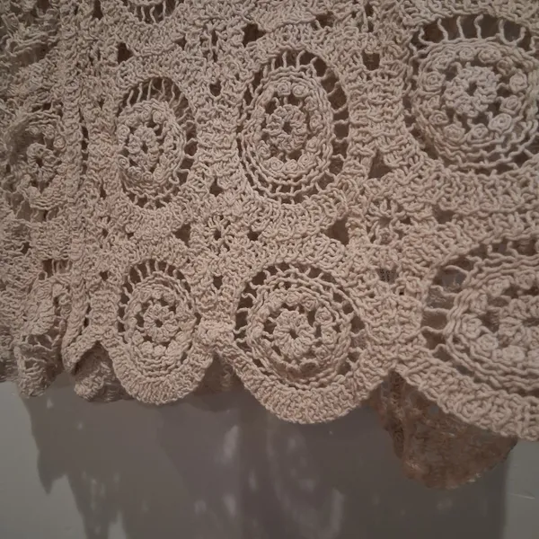 Solitaire Crochet Ruffle Peplum Top Beige Boho Cottage Festival Hippie size XL - Image 4