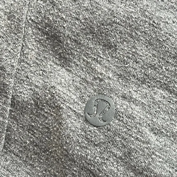 Lululemon heathered gray 1/4 zip pullover long sleeve activewear workout medium - Image 8