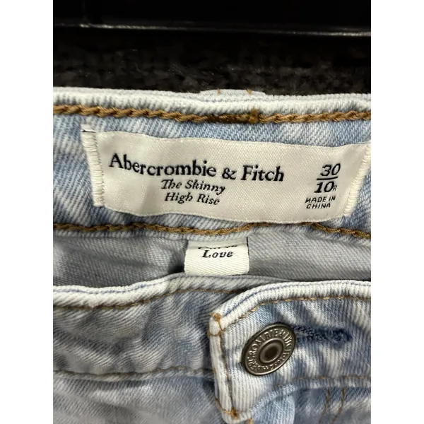 Abercrombie & Fitch Womens Jeans 30 10R Light Wash Curve Love Seam Split Hem - Image 4