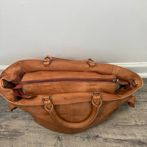 Free People Leslie 100% Cow Leather Tote Brown Boho Slouchy Large READ Womens - Image 10
