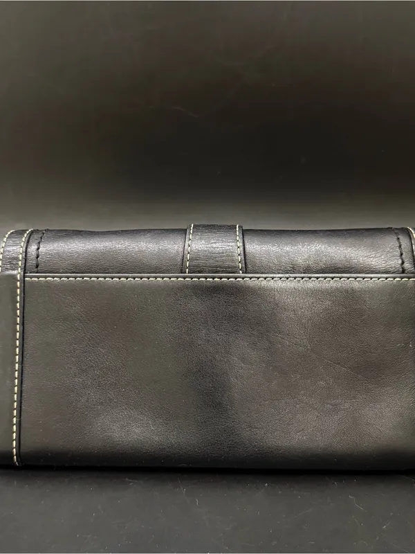 COACH Soho Buckle Classic Black Leather Contrast Stitch Tan Lining Bifold Wallet - Image 3