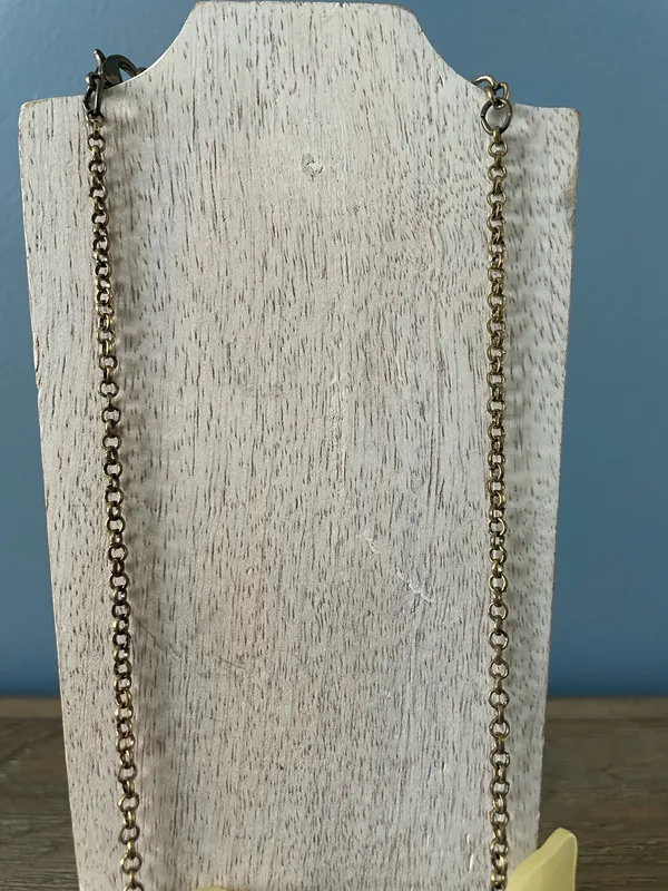 Chunky Pale Yellow Flowers with Crystal Rhinestones Necklace Boho Vintage-Style - Image 3