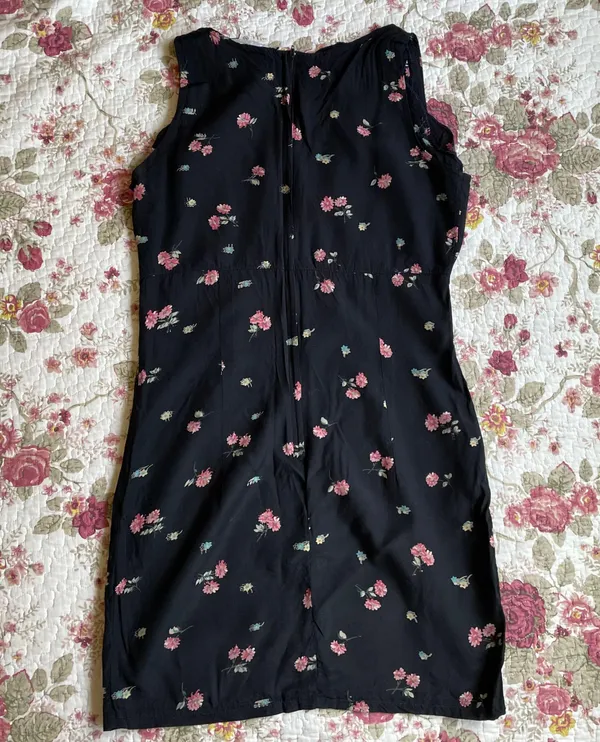 Fuccia Vintage Bodycon Floral Dress - Image 4