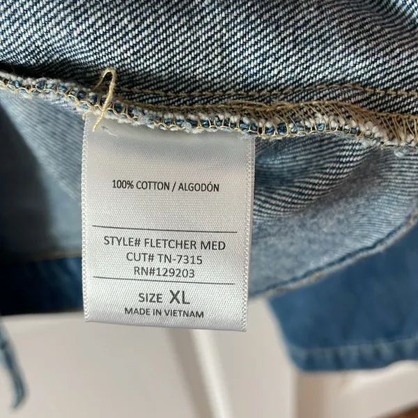 Carly Jean Los Angeles Fletcher Blue Jean Jacket Women’s XL - Image 9