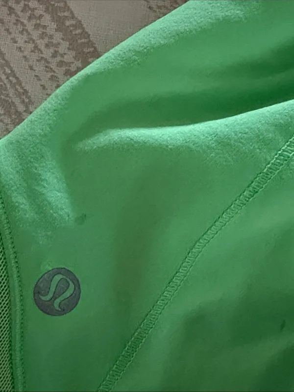 Lululemon Hotty Hot Shorts Low Rise 2.5” Lime Green Women’s Size 2 - Image 10