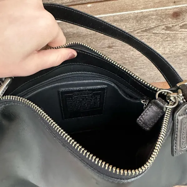 Vintage Leather Coach Mercer Purse - Image 5