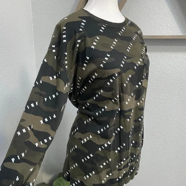 Vs Pink Camouflage Long Sleeve Graphic All Over Print Logo Army Green Y2k - Image 2