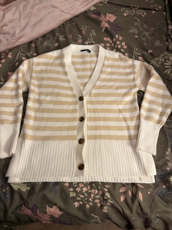 Tahari Cardigan Sweater - Image 3