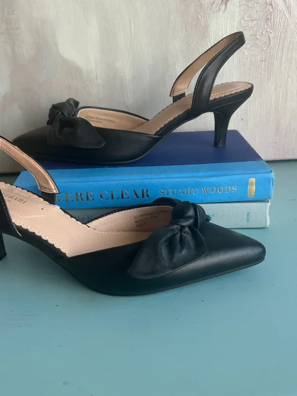 Isaac Mizrahi New York Bow Slingback Kitten Heels Black Size 7 - Image 3