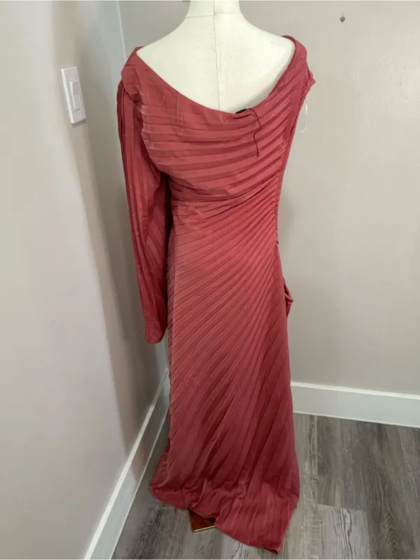 Hello Molly LAND OF BEAUTY ONE SHOULDER MAXI DRESS Rust size‎ 10 XL - Image 4