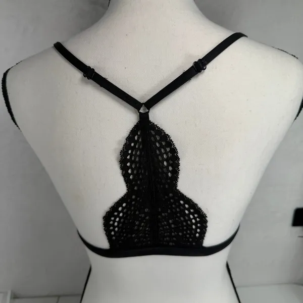 Victoria's Secret M Bralette Black Lace Racerback Front Clasp Scalloped Trim - Image 6