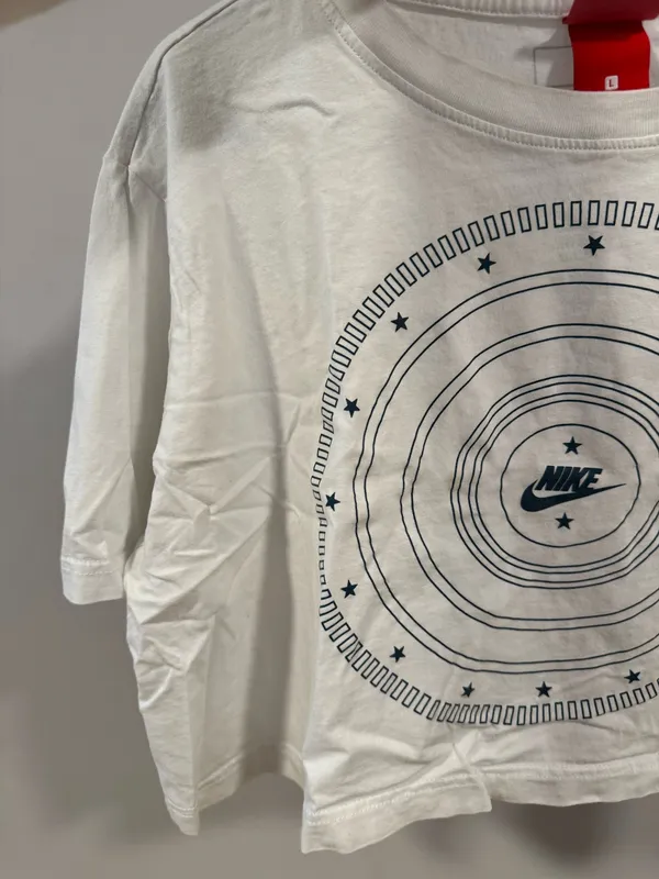 Nike Shirt - Image 4