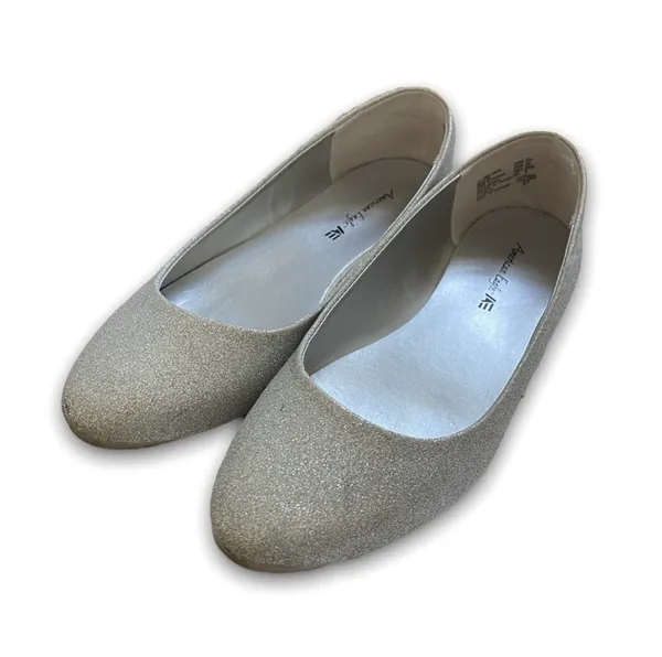 American Eagle, size 6.5, silver sparkler ballet flats - Image 2