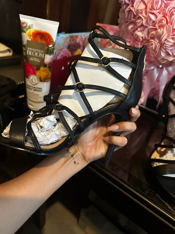 Black Heels Size 7.5 - Image 4