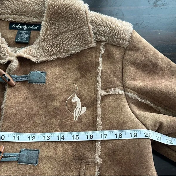 VTG Baby Phat Girlz Y2K Sherpa Coat faux suede Tan Toggle Embroidered Logo - Image 9
