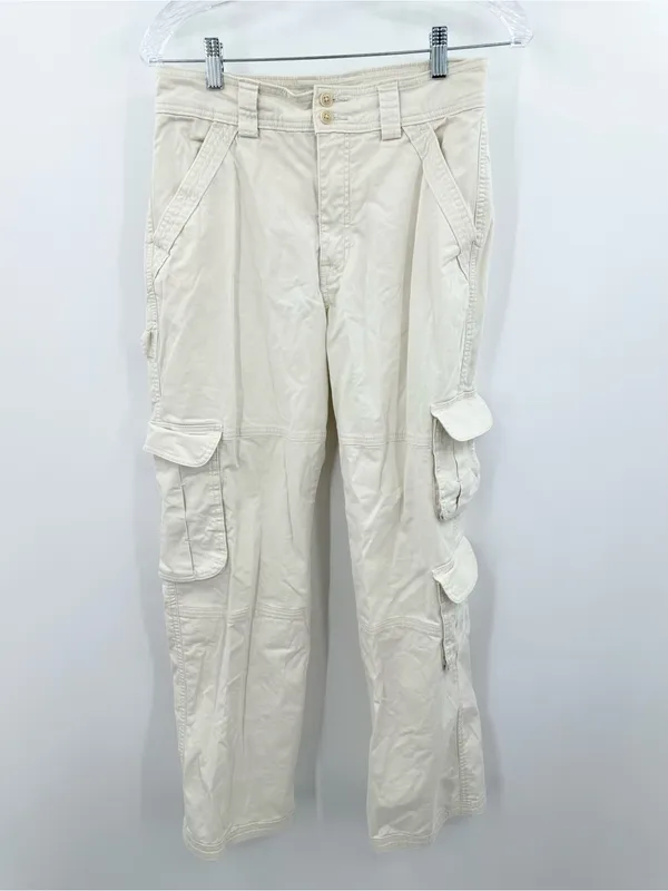 Abercrombie‎ & Fitch Women’s Relaxed Cargo Pants Cream Color Size 4 - Image 2