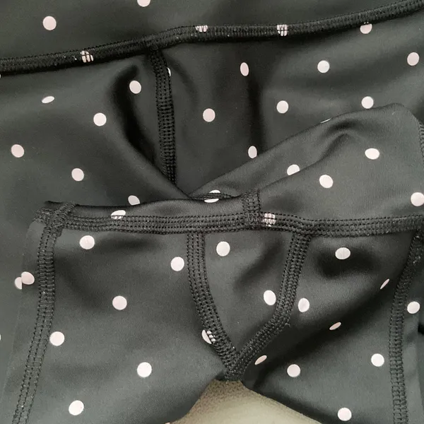 Alo Yoga 3" Airlift High-waist Polka Dot Short Black/White XS - Image 4