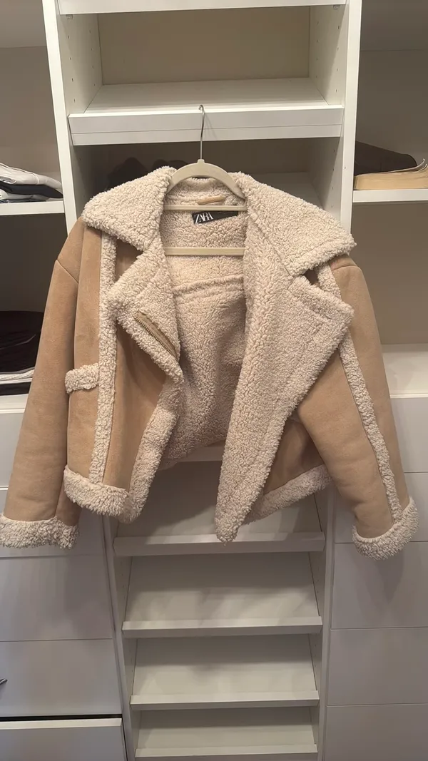 ZARA Women's Faux Shearling Double Faced Jacket (Light-camel)  - Image 13