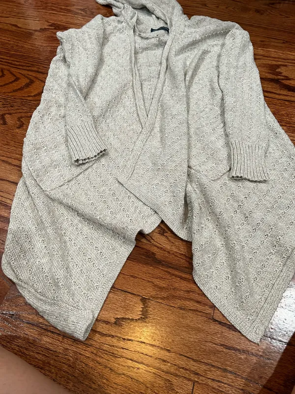 American Eagle Cardigan - Image 2