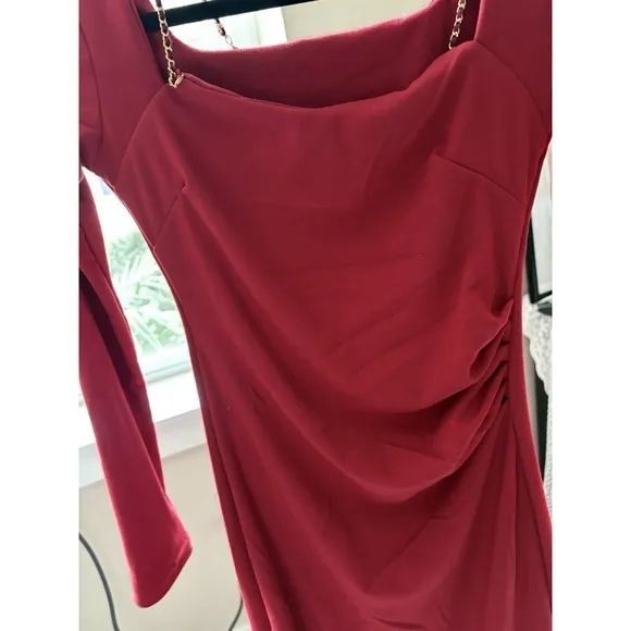 Wine Red Square Neck Midi Dress with‎ Chain Detail, US Size S/XS, Party Slim Fit - Image 7