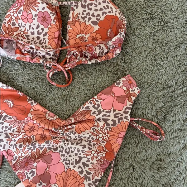 Altar'd State Pink Floral Bikini - Image 5