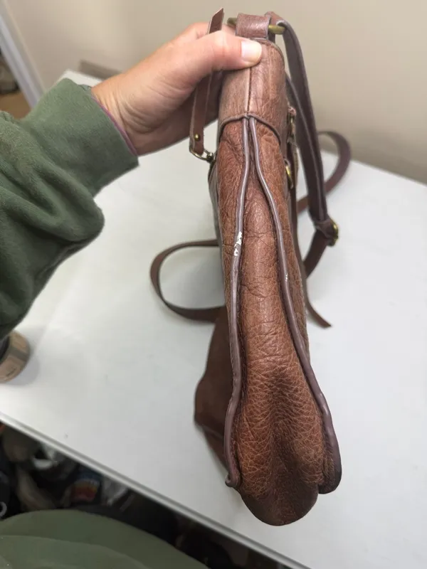 Lucky Brand Baldwin Crossbody Leather Bag - Image 6