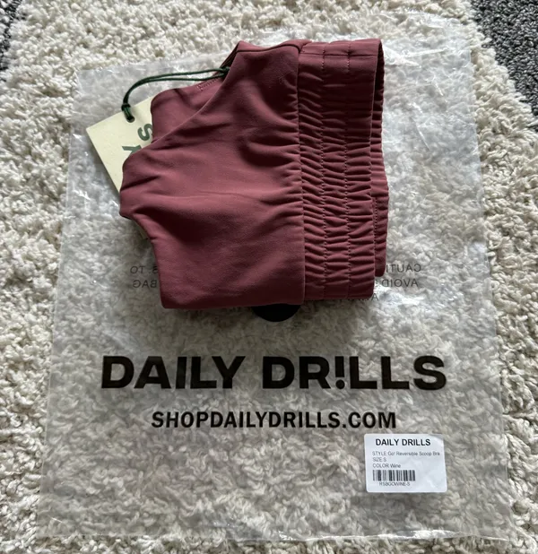 Daily Drills Reversible scoop bra wine S - Image 3
