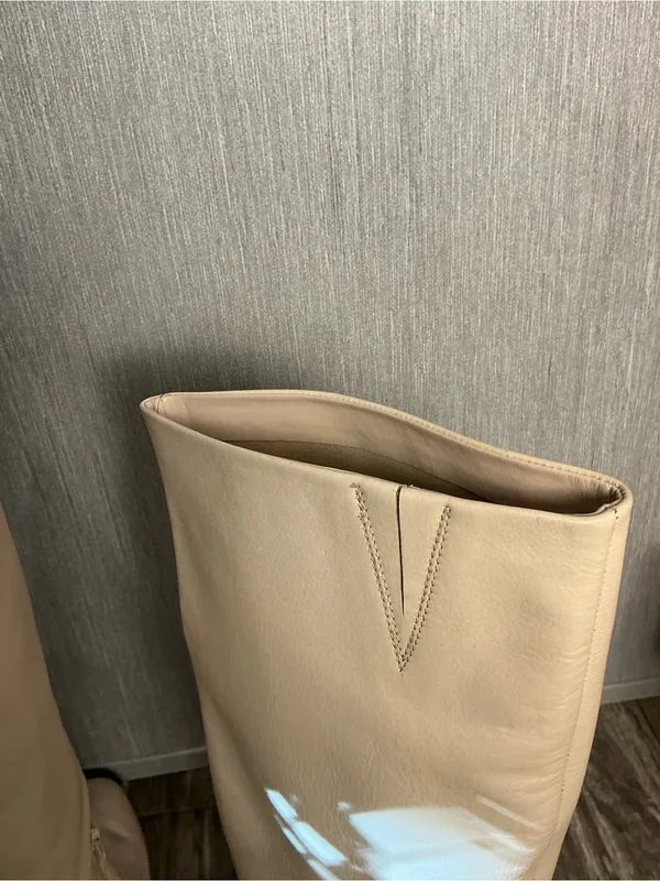 NWOB Seychelles Beige Knee High Block Heel Boots Size 10 - Image 12