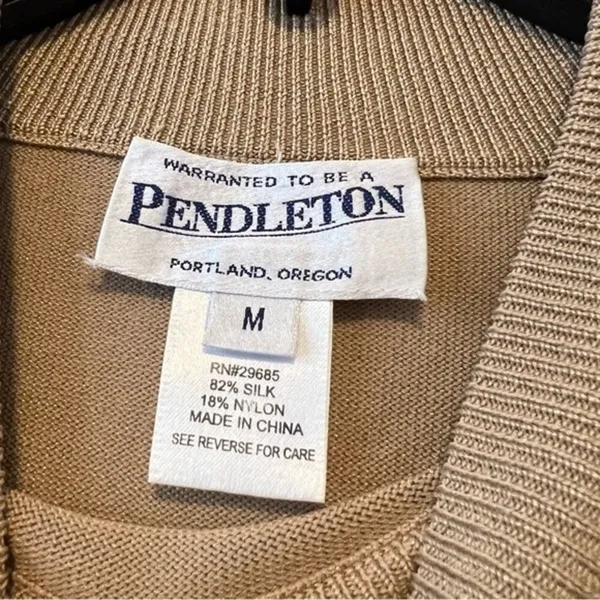 Pendleton Women’s Tan Mockneck Silk Sweater Size Medium - Image 4