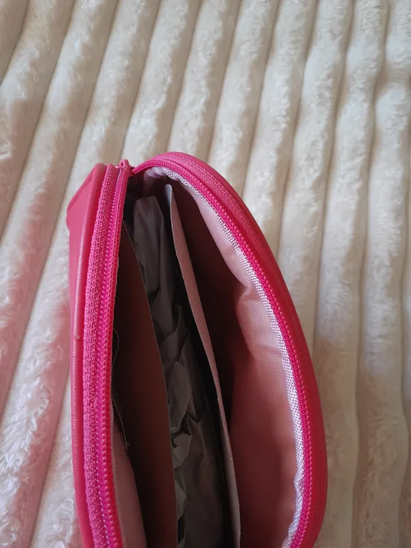 Juicy Couture Hot Pink Rhinestone Dome Makeup Bag - Image 7