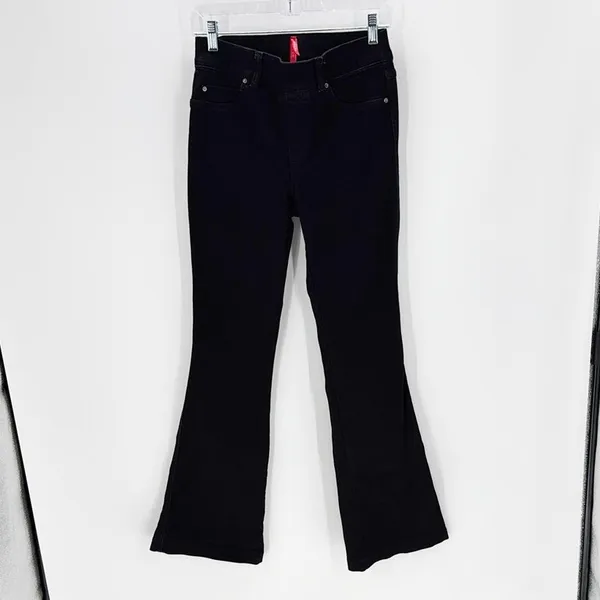 Spanx EveryWear Flare Jeans Womens High Rise Pull On Clean Black size S classy - Image 3