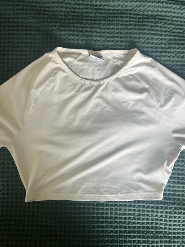Gymshark Long Sleeve Crop Top - Image 7