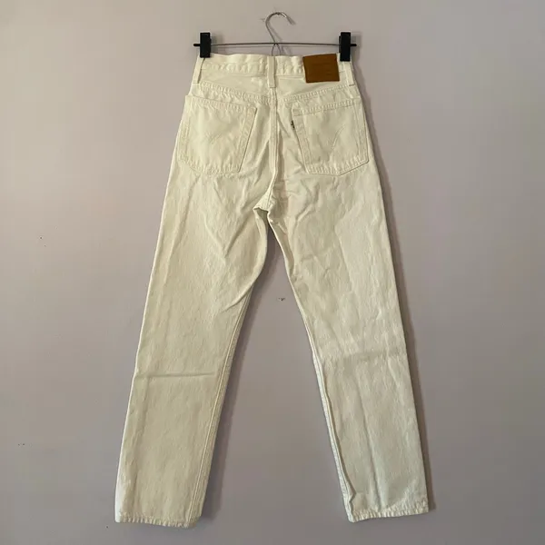 Levi's Wedgie Straight White Jeans Button Fly Preppy Cotton Minimalist size 24 - Image 5