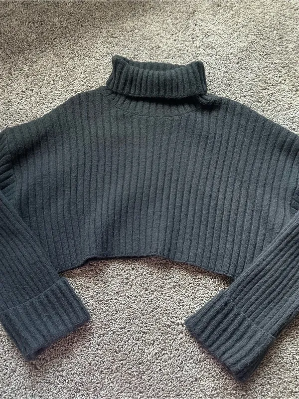 Adika Black Ribbed Cropped Turtleneck Sweater - Image 2