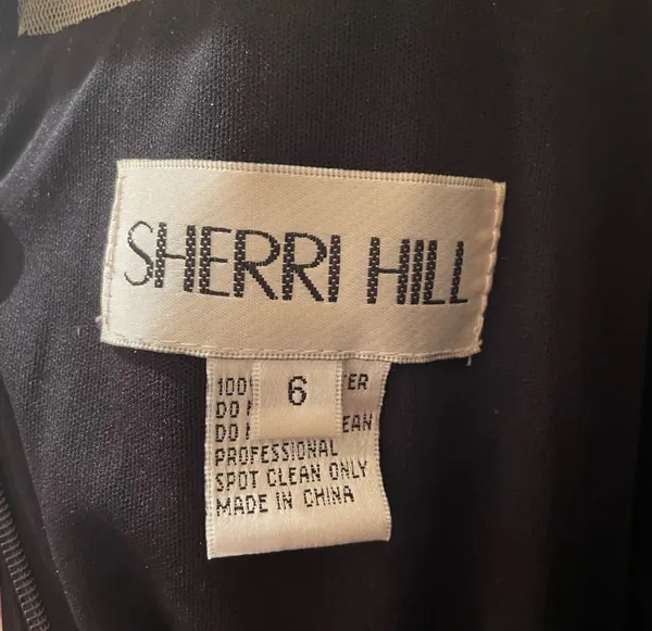 Sherri Hill Black Prom Dress - Image 5