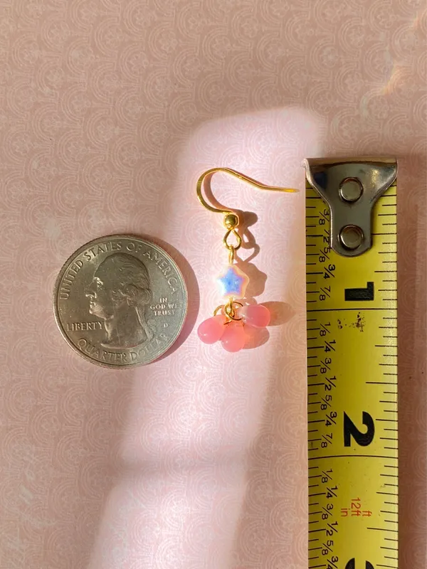 Handmade czech glass mini star & pink teardrop beads earrings🩷💫 - Image 8
