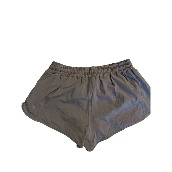Lululemon Hotty Hot Short II *2.5" W7AUSR gray women's size 12 NEW WITH TAGS - Image 2
